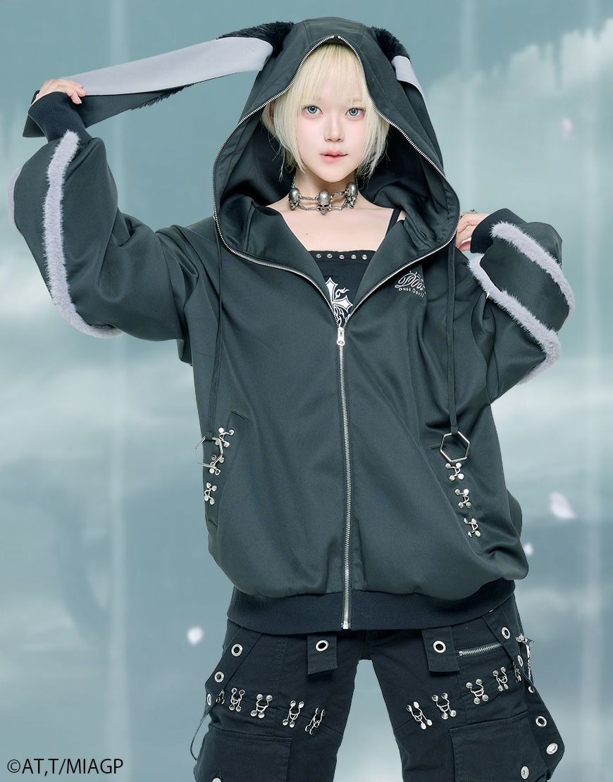 DustDevil x Nanachi zip-up hoodie front - Made in Abyss Acro Tokyo