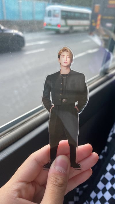 第一次購買，香港幾乎沒有日腐東西，就打算doorzo買，雖然運費幾貴，但是商品真的好好看 賣家太善良了?太愛了‼️❤️ 還會繼續用doorzoo‼️