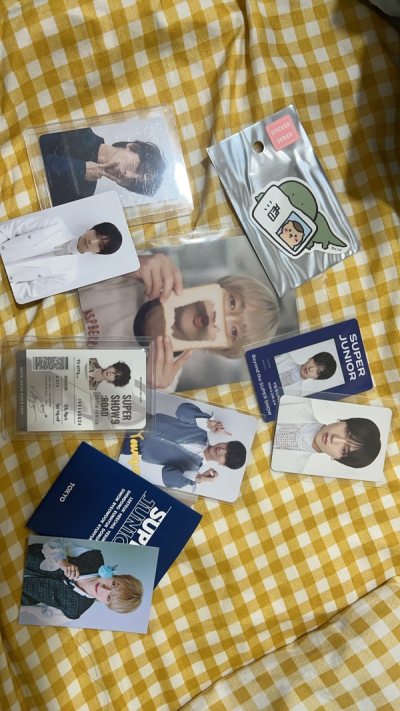 日拍收稀有卡真的很划算！包裝也沒有任何損傷，到倉庫的時候能付費檢查包裹內容超棒的！可以很放心自己收到的夢幻情卡沒有任何損傷?