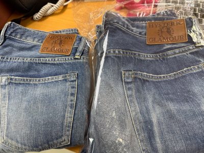 喜歡的牛仔褲只有日本有 終於不用出國買了
第二次使用感想如下：
app介面係統人性化+費用服務詳細合理
還有合併商品減少運費 包裝很棒 整個超棒的
超推薦!