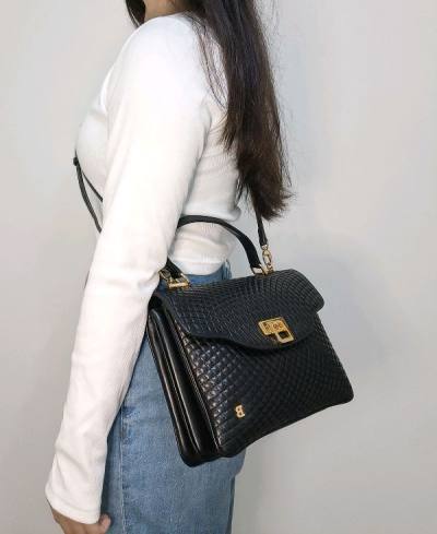 第三次購入包包
這個app真的好可怕
真的會一直想要看一直想要買
每天每天都一直刷
信用卡費快要爆了!太好買了