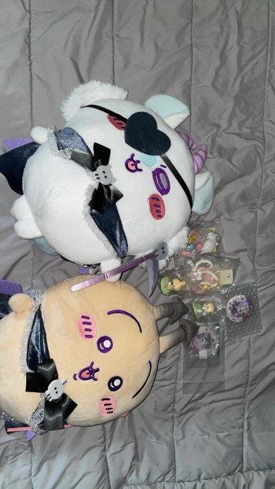 all of my purchases were safely received and packaged so well. i am so happy with everything i got and will be ordering more ! 