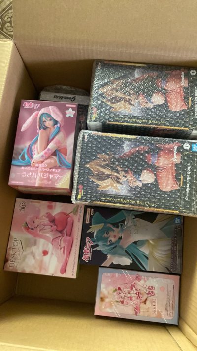 NEW GRANDISTA SON GOKU and Hatsune Miku more box！Thank DOORZO!