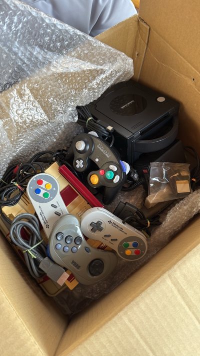 everything with the package is good . 
delivery was fast and secured good too . Thank You ‼️