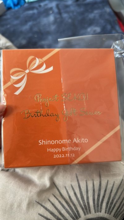 I am very happy with my order, it took 4 months but it was worth it. there is no damages also when i opened the box it had a nice sme...