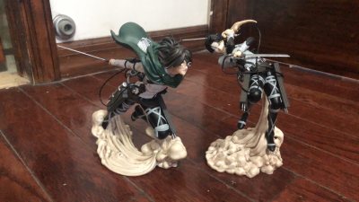 I got Hange and Levi and it was in a bundle set and they looked super cool and they were in such great condition!
