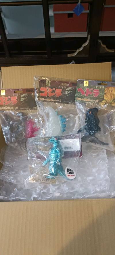 AWESOME HAUL FROM DOORZO! Multiple purchased. Shipping went well and smoothly delivered to my resident well packed. This is my Fifth ...