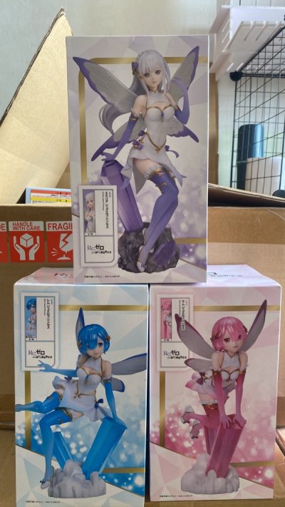 Re:ゼロから始める異世界生活 １／７スケールフィギュア ジュエルプリンセス
Very Beautiful figures