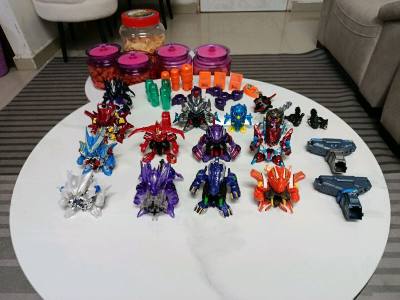 bunch of B-daman that i found on mercari..almost completed the season 1 character with just this 2 purchase...