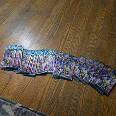 The packs came outside of the box, which leaves me to believe they took out the guaranteed SAR. All the packs were there, and I got a...
