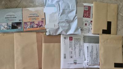 Items were in seller original packaging and placed neatly in the box. All fragile goods were bubble wrapped well and paper items did ...