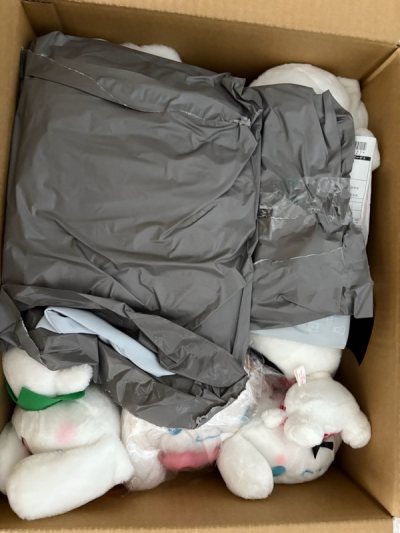 Sanrio haul thanks to Doorzo team for packing well 
all items received in good condition 
really have a good time shopping here~