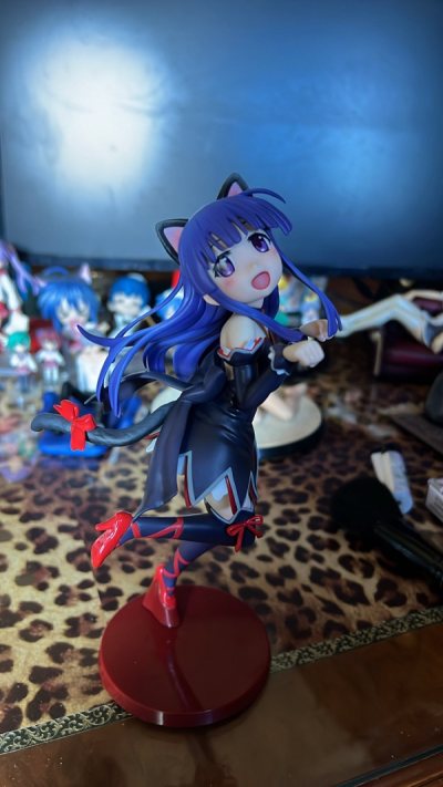 This time i ordered 2 higurashi figures(furude rika and shion sonozaki) and my boyfie got the asuka gothic lolita they are so cute we...