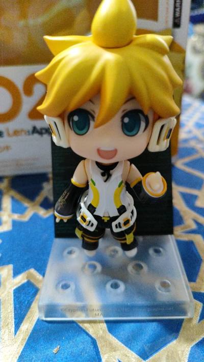 The package was well protected, it didnt have any scratch. the figure was also new and it wasnt damaged in any way. 10/10! 