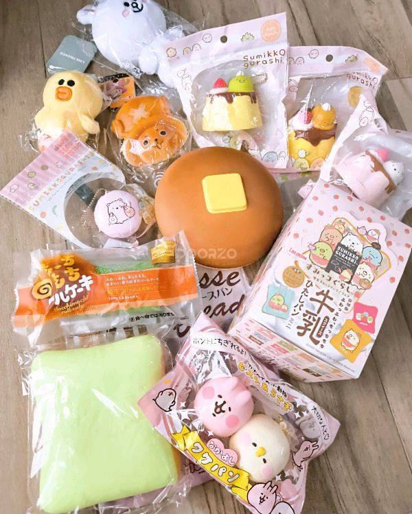 got new squishies again heheee fast shipping and bubblewrapped well!!! Only wished consolidation time took a little faster... !!! But...