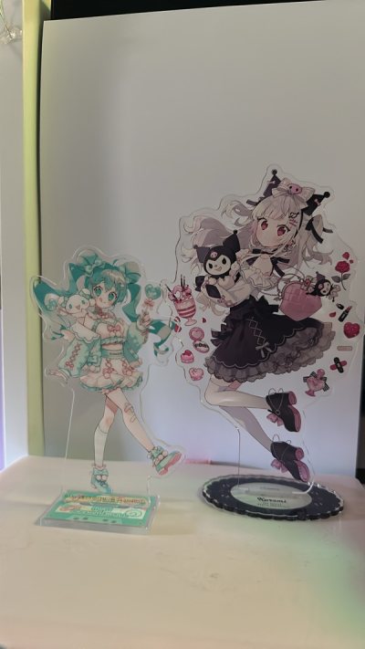 Im soooooo happy with this purchase. much cheaper then on another platforms and unique products which are soooo pretty!!!