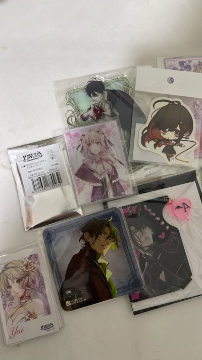 I AM BACK AGAIN AHHH 3RD DOORZO HAUL everytime i get excited to open my packages its like a surprise HEHEHEH tysm doorzo i can never ...