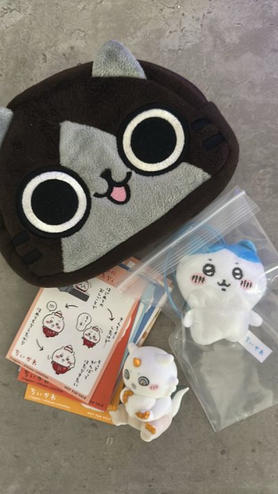 Products arrived well packaged and a lot earlier than I expected!!! very happy