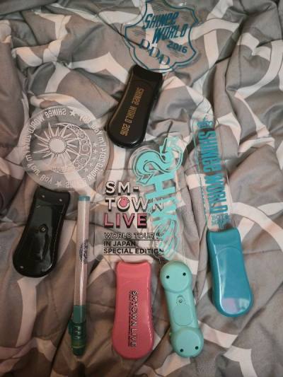 This time it is not all GOT7. Got some SHINee goodies as well. As always I am happy with my purchase. all items are in great shape an...