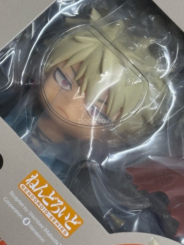 so happy to get this rare bakugo nendoroid of an amazing illustration, wish it was cheaper had to pay so much more than other nendos ...