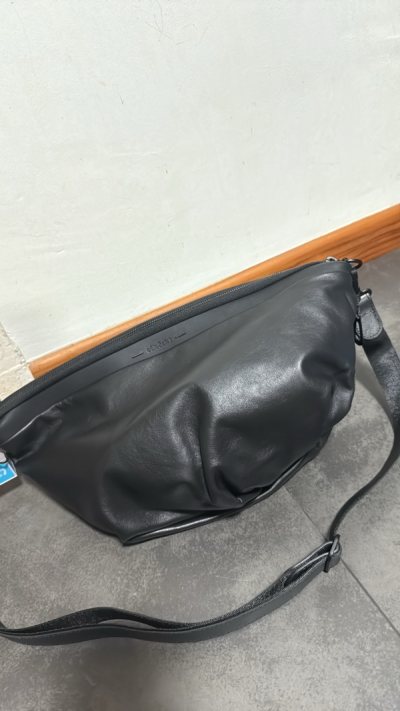 Got it for such a steal. Original price ranges around $500-700 but I bought for around $300 after voucher. Bag is superb and high qua...