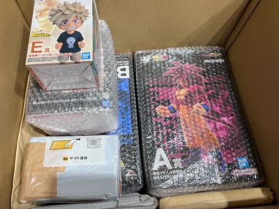 這次的購物體驗非常滿意，包裝仔細，每個公仔都用氣泡紙包得很緊實，確保運送過程中不會損壞。這批購入的《七龍珠》與《我的英雄學院》公仔質感超棒，細節刻畫得很好，收藏價值十足。尤其是MASTERLISE系列的大型公仔，拿在手上非常有份量，讓人愛不釋手。能一次入手這麼多喜愛...