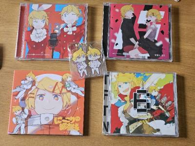 as a treat i bought some wanopo cds for myself, and a keychain! shippwd with a small air packet and it came with no delays (12 days),...