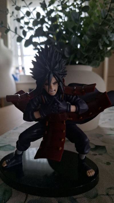 An actually really good quality figure for a good price, I recommend!!
I comes in two pieces!!