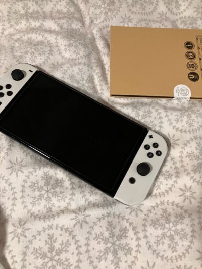 Really grateful for Doorzo’s great service ! I Was surprised with how safe my switch console arrived, took some time but no cracks or...