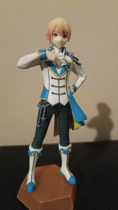 I am very satisfied, because it came very well protected and in perfect condition, I love it so much!