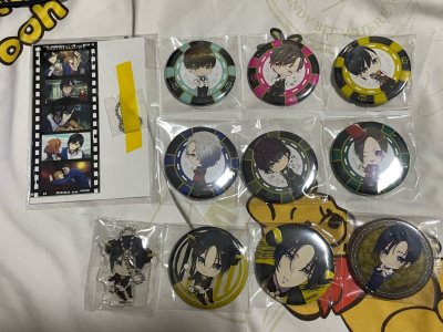 Ordered with doorzo once again, many items from badges to files and acrylic keychains/bookmarks. Doorzo is the only place that I can ...