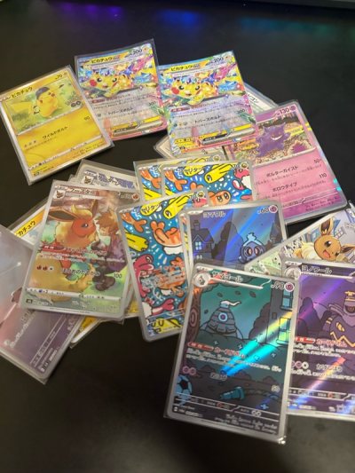 Most of the items arrived safely. Bought unshrinked boxes this time. Packs might have been filtered even if the seller say they did n...