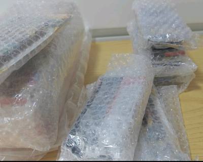 Items were individually packaged with bubble wrap, very worth to add on the additional internal protection service