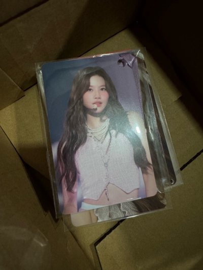 Doorzo air reached in 9 days. Items are correct and in good condition. When reached malaysia, FMX will handle shipment. FMX charged R...