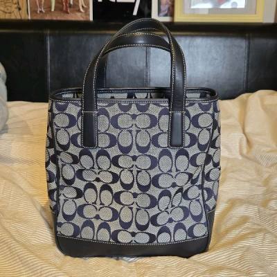 Order was on time and very efficient 