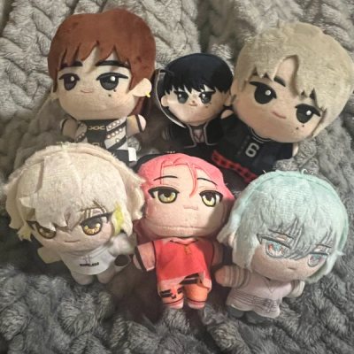 enhypen sunoo and 18trip plushies!!