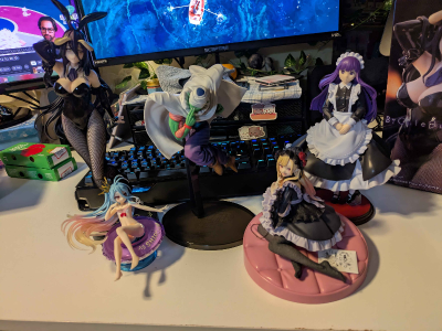 First Doorzo order (bunch of figurines)