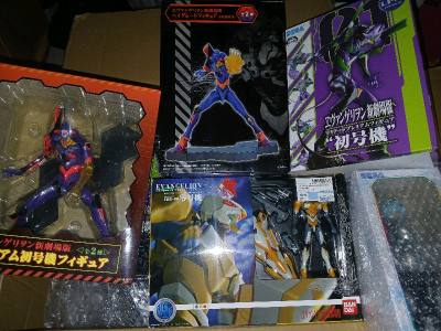 Evangelion Unit-01 and Unit-00 Figure set, SEGA, BANDAI