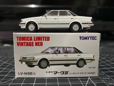 Tomytec Tomica Limited Vintage Neo