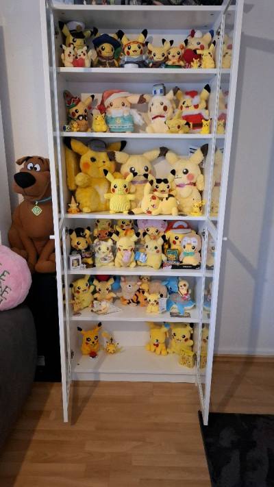 Viele Pikachus