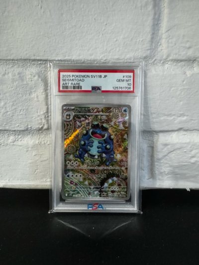 Excellent purchase! Vibrant artwork and crisp printing. The card feels sturdy with a satisfying glossy finish. A fantastic addition t...