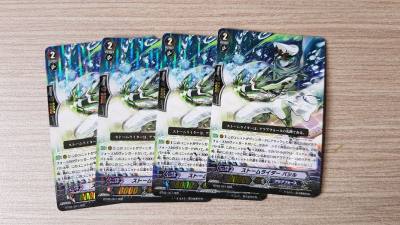 More pokemon, vanguard and sleeves added to my personal collections! 