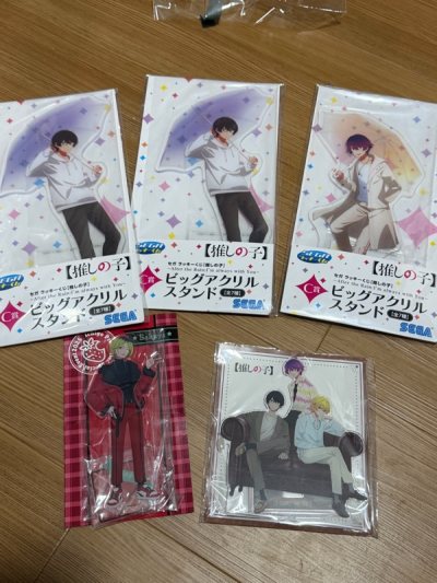 MY BOYS ARE HOMMEEEEE