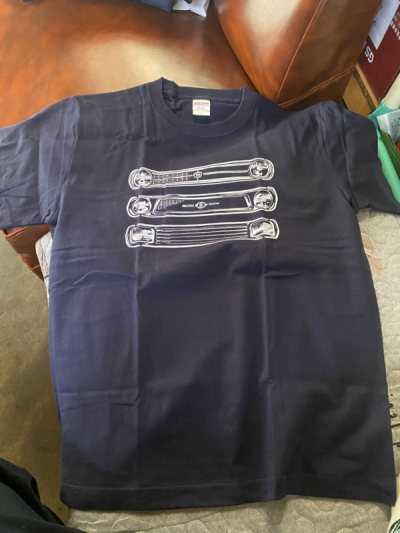 サニトラ ダットサン Tシャツ Mサイズ 旧車 JDM グラチャン陽光卡車達特桑T卹，M碼，經典車，JDM，冠軍