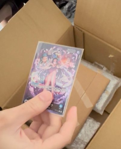 Another good batch except for 1 fella who decided to sell his card with damage and labelled it as “No apparent damage” in his listing...