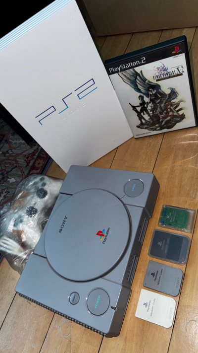 Wonderfully kept consoles! Thank you seller! Best of my collection so far
