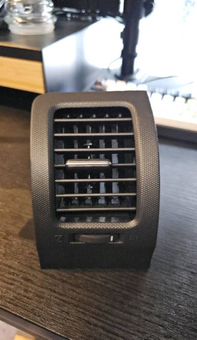 Totoya Wish ZNE10 Left Passenger Aircond Vent