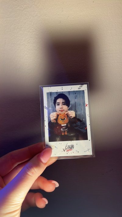 Han Jisung photocards !!